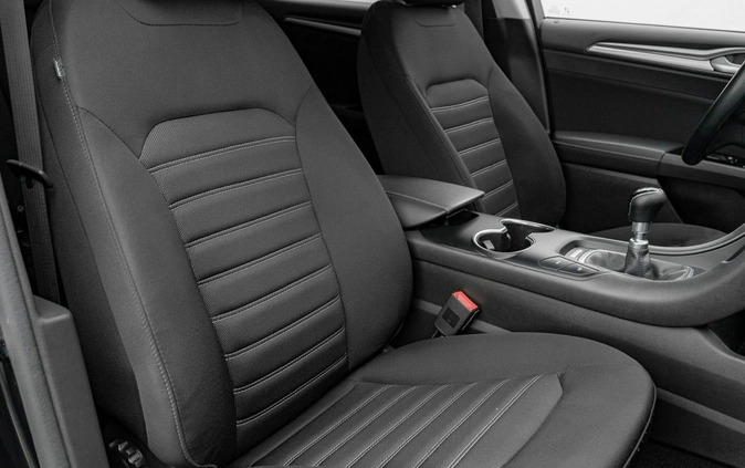 Ford Mondeo cena 73850 przebieg: 124424, rok produkcji 2020 z Sędziszów małe 667